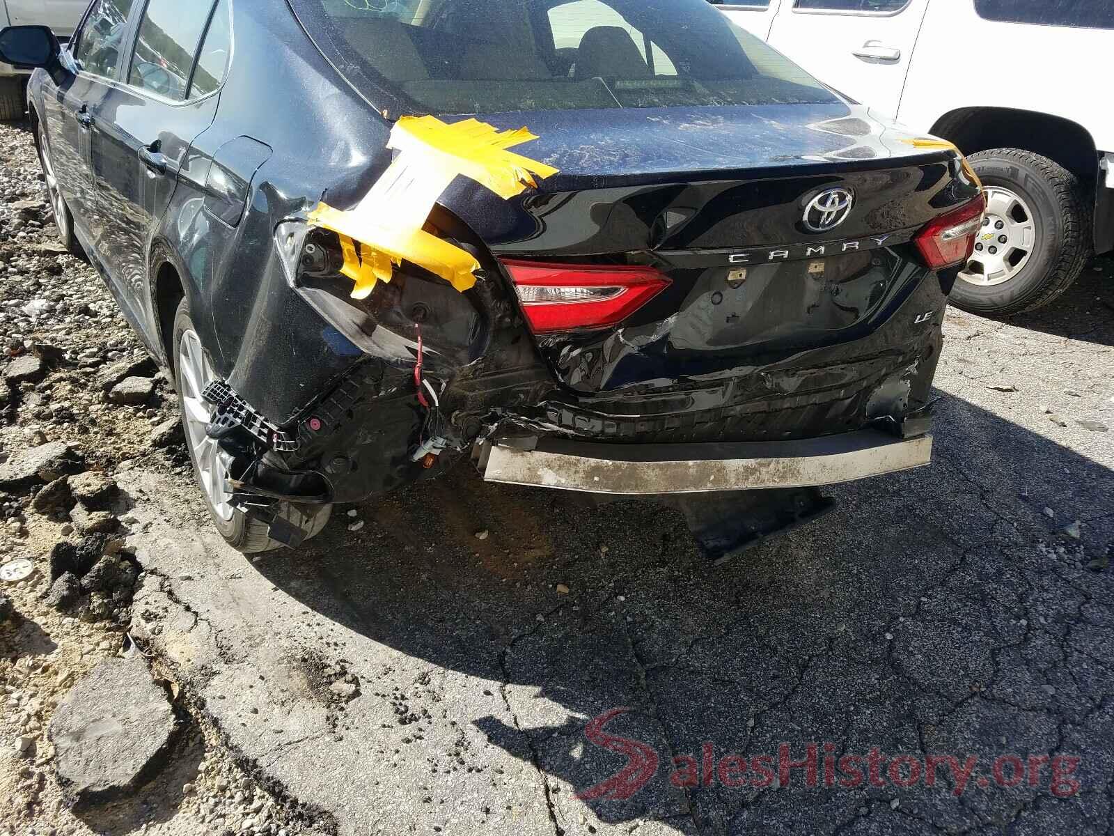 JTNB11HK8J3013897 2018 TOYOTA CAMRY