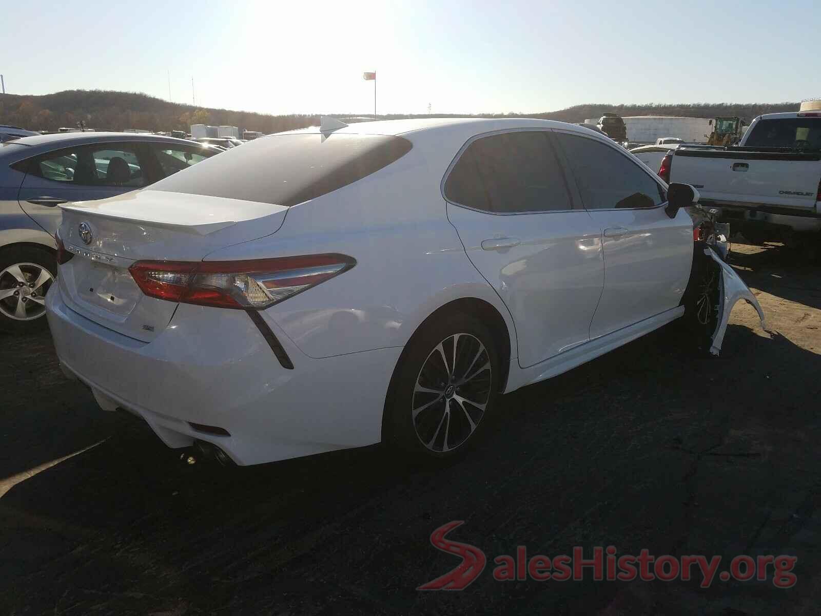 4T1B11HK4KU688108 2019 TOYOTA CAMRY