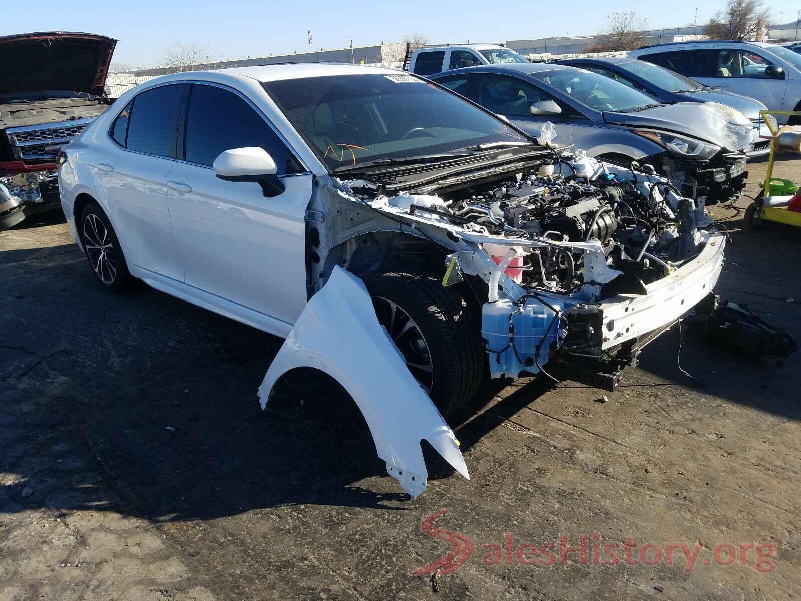 4T1B11HK4KU688108 2019 TOYOTA CAMRY