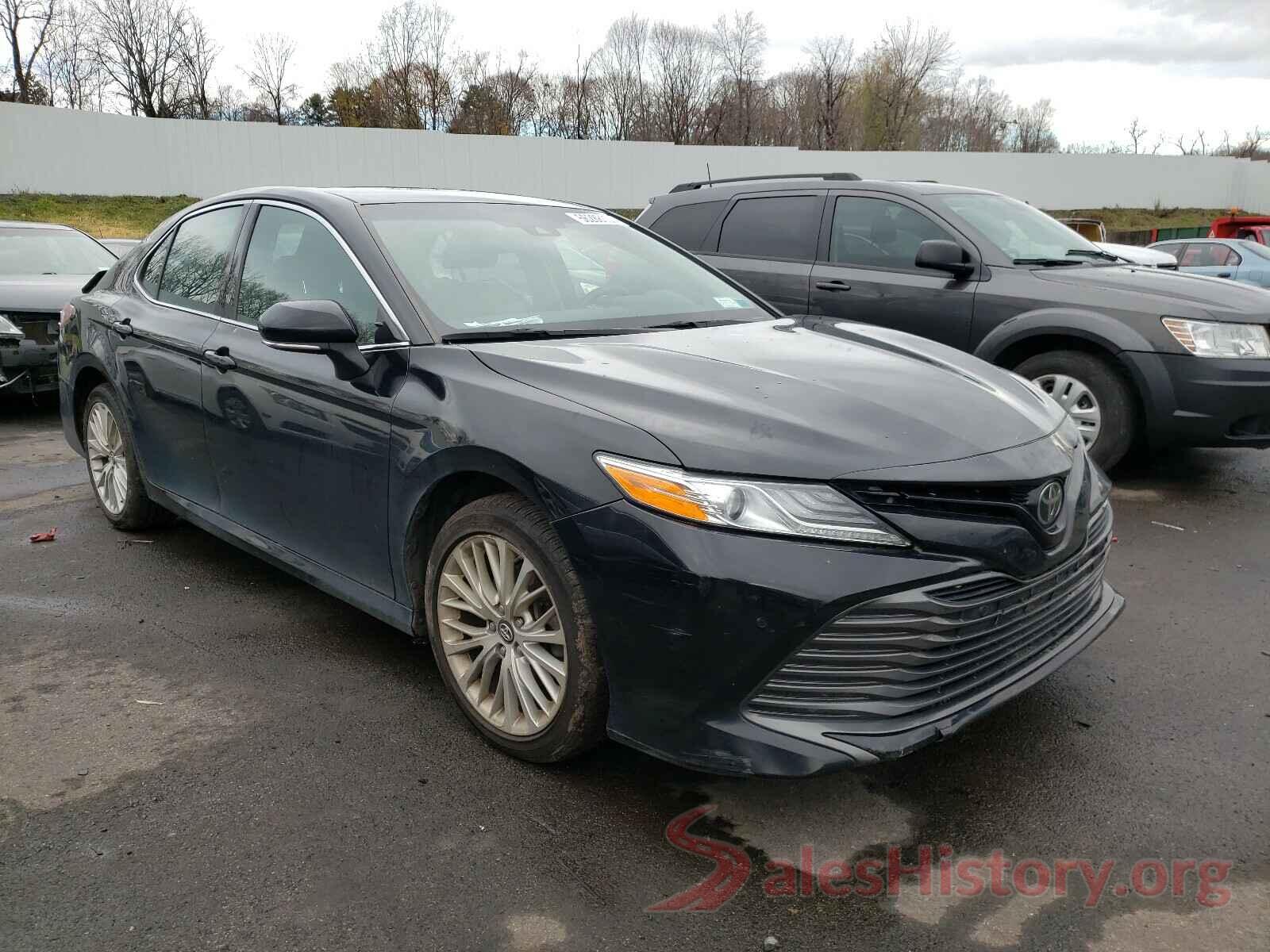 4T1B11HK1JU004176 2018 TOYOTA CAMRY