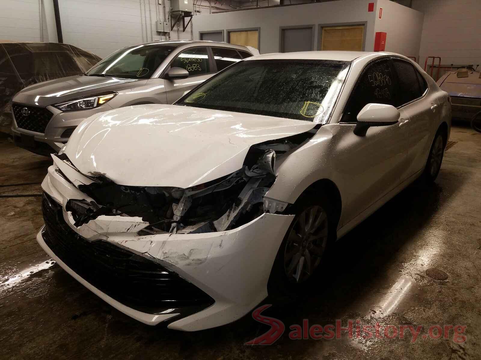 4T1B11HK1KU238271 2019 TOYOTA CAMRY