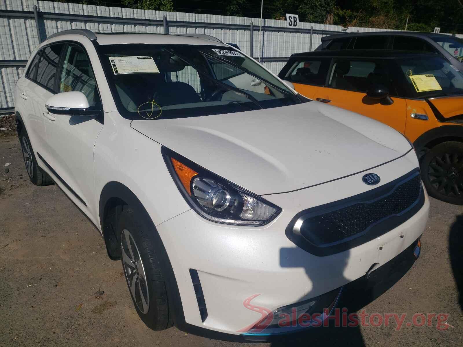 KNDCD3LD5K5322589 2019 KIA NIRO