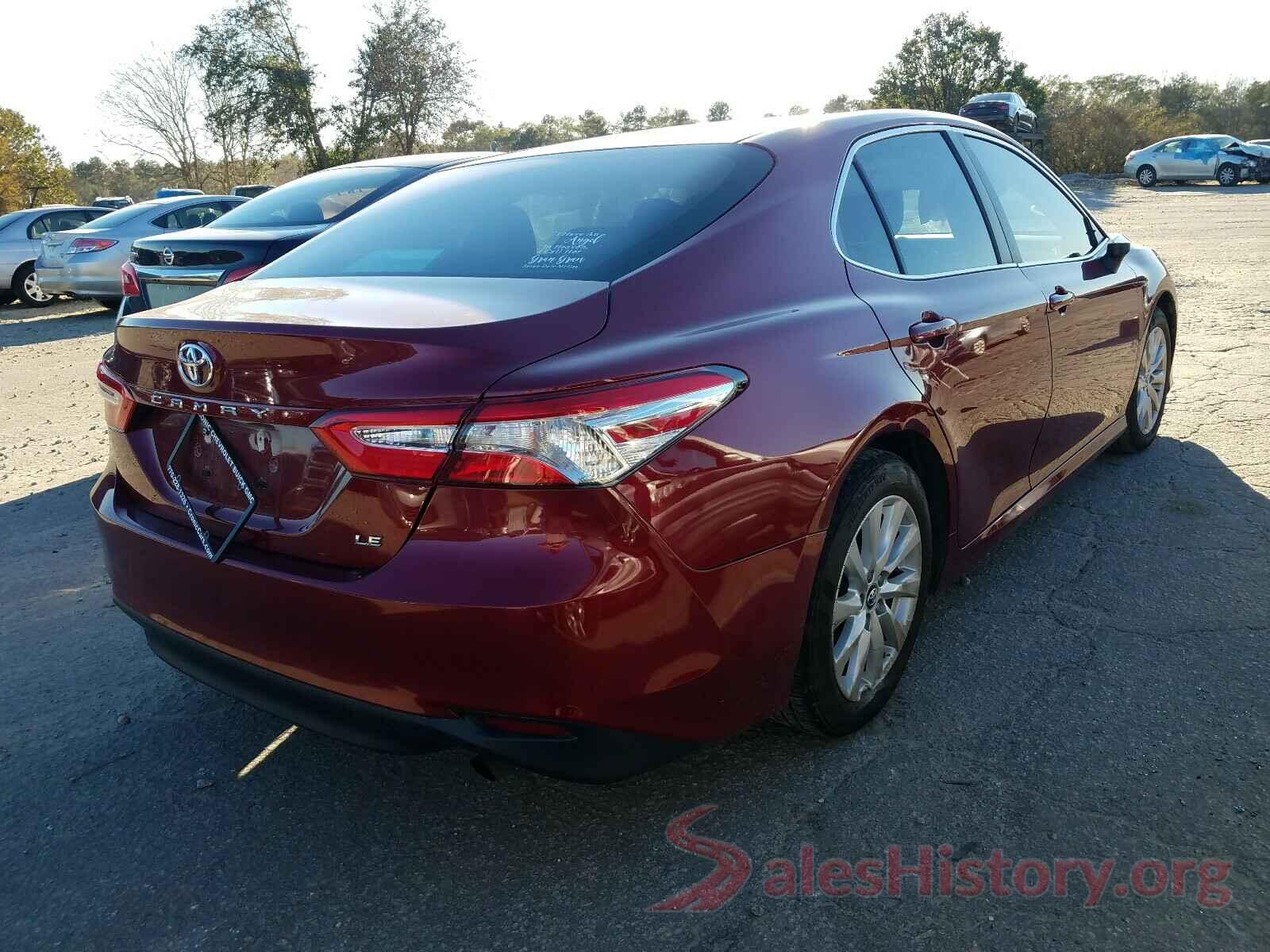 4T1B11HK2JU519266 2018 TOYOTA CAMRY