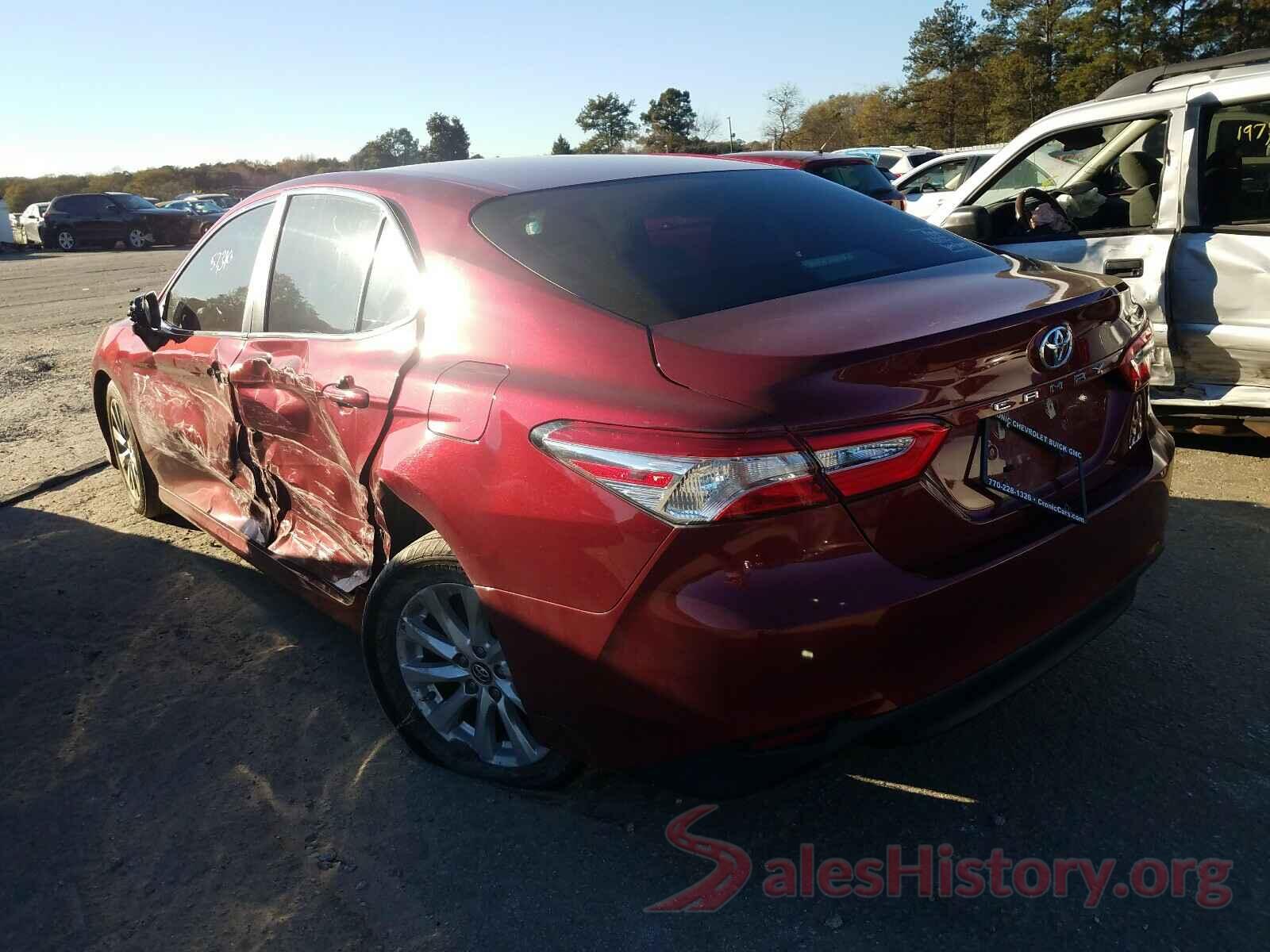 4T1B11HK2JU519266 2018 TOYOTA CAMRY