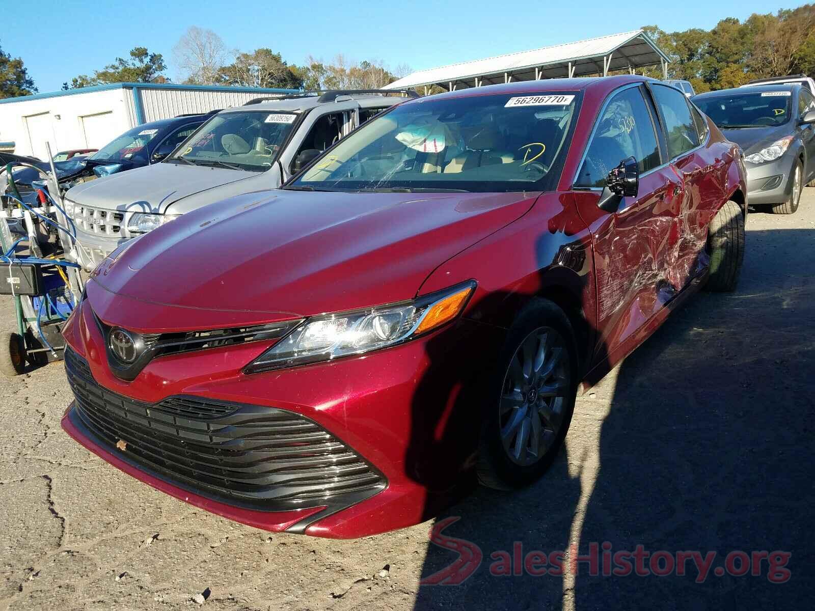 4T1B11HK2JU519266 2018 TOYOTA CAMRY