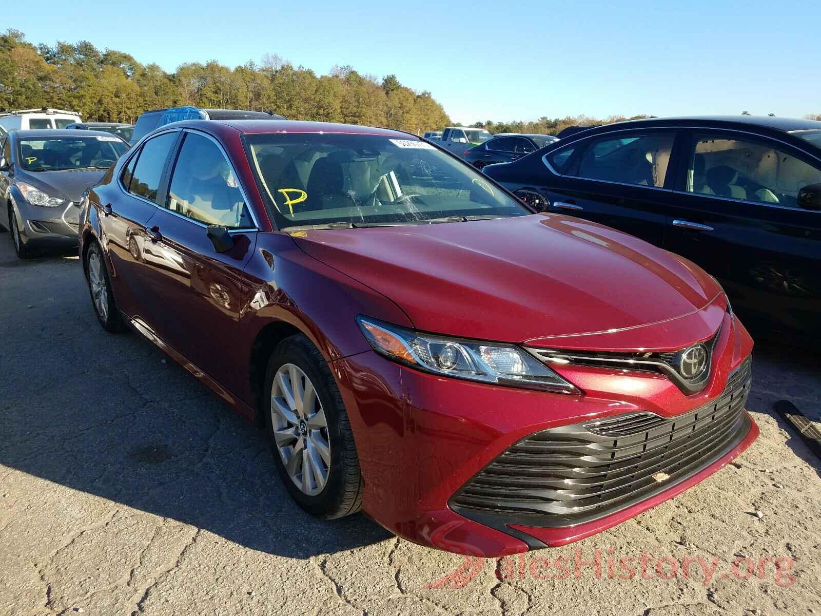 4T1B11HK2JU519266 2018 TOYOTA CAMRY