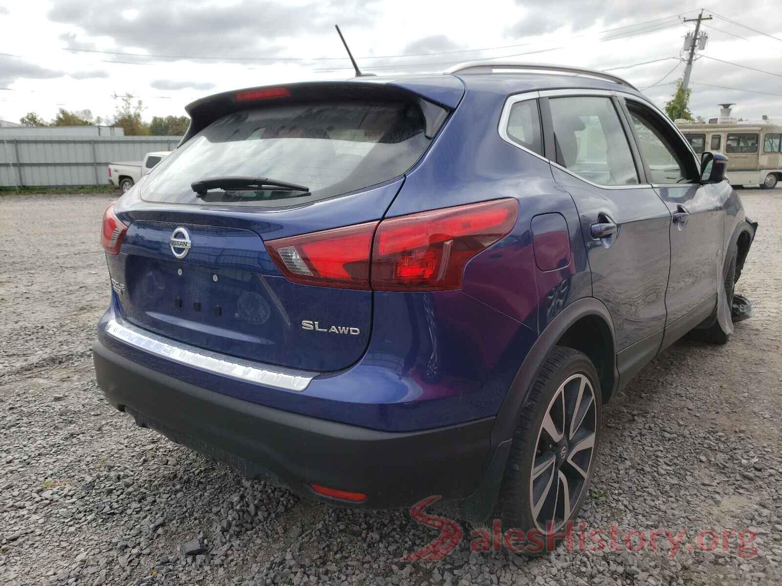 JN1BJ1CR8JW205086 2018 NISSAN ROGUE