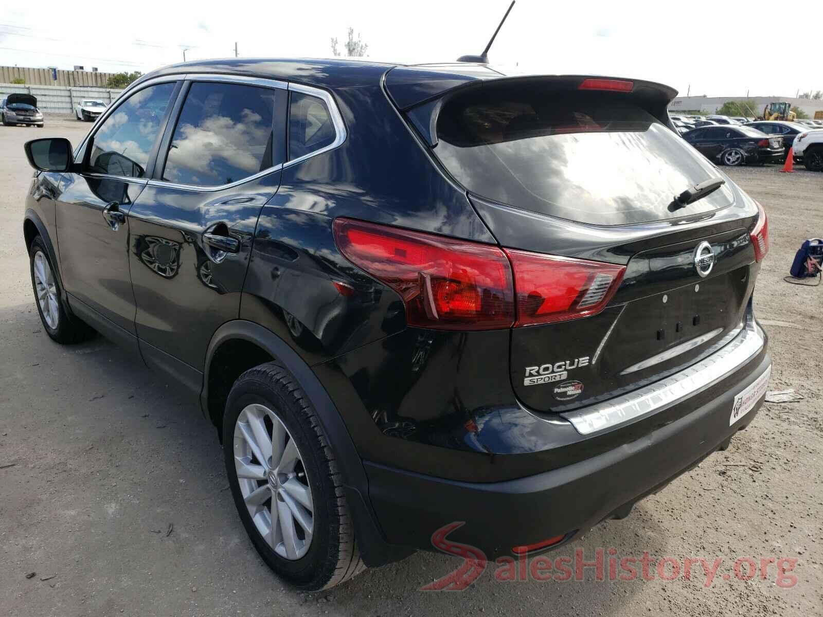 JN1BJ1CP8JW107769 2018 NISSAN ROGUE