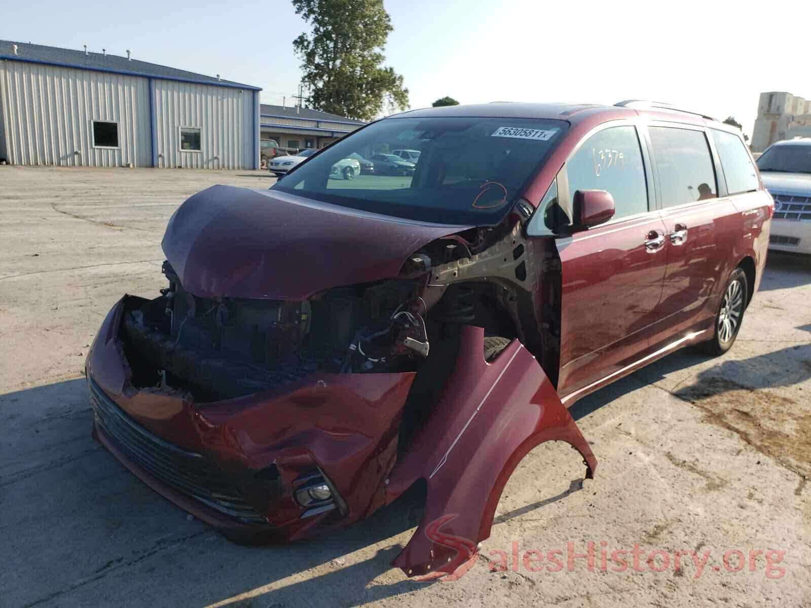 5TDYZ3DC4KS979598 2019 TOYOTA SIENNA