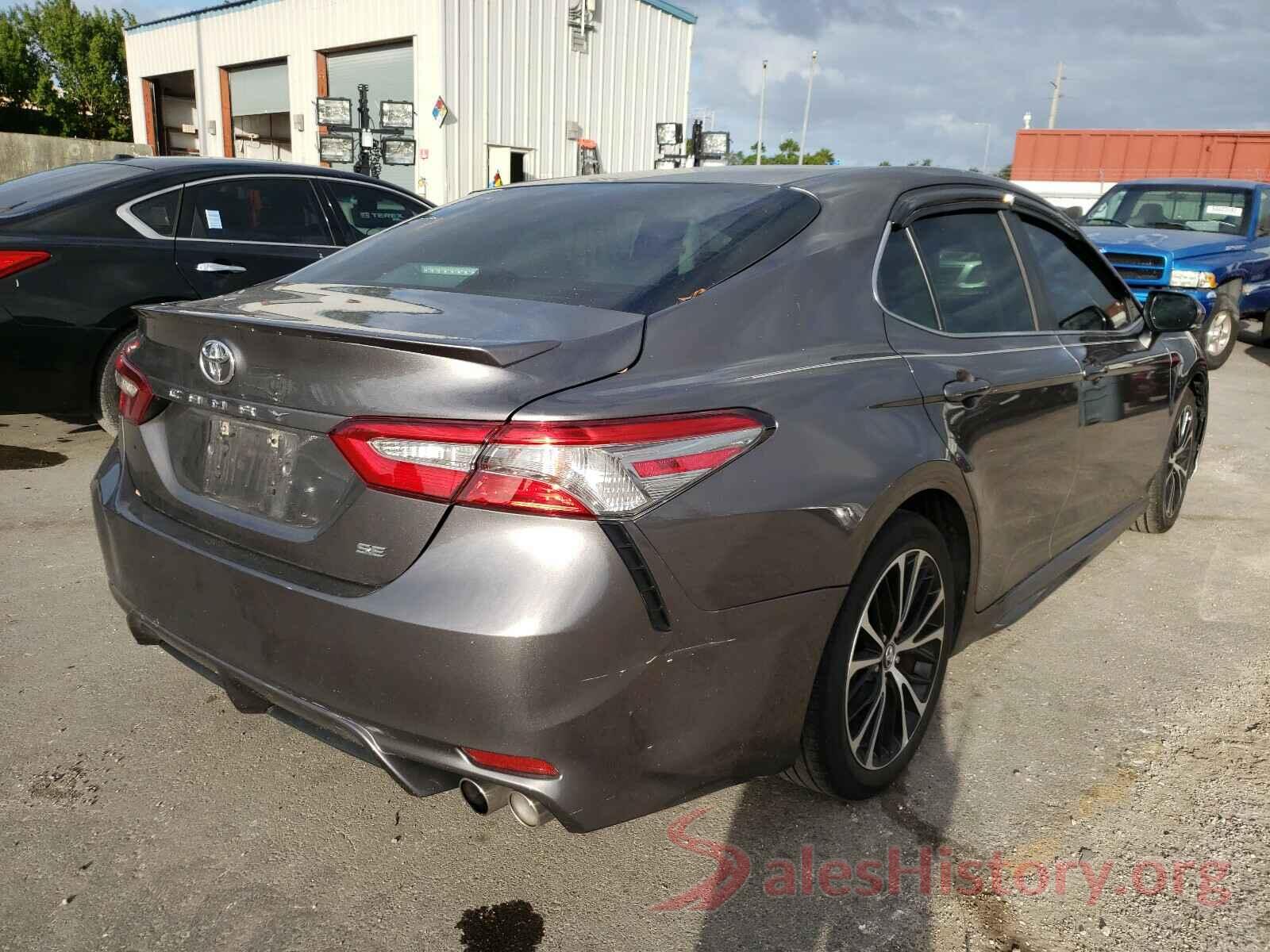 4T1B11HK5JU107519 2018 TOYOTA CAMRY