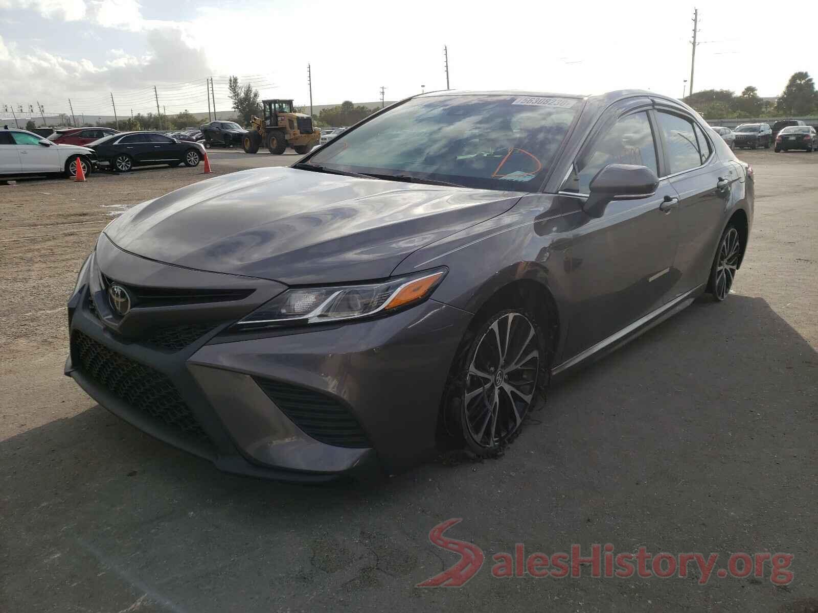 4T1B11HK5JU107519 2018 TOYOTA CAMRY