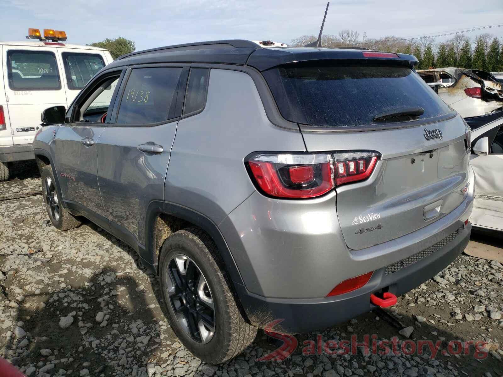 3C4NJDDB4JT281875 2018 JEEP COMPASS