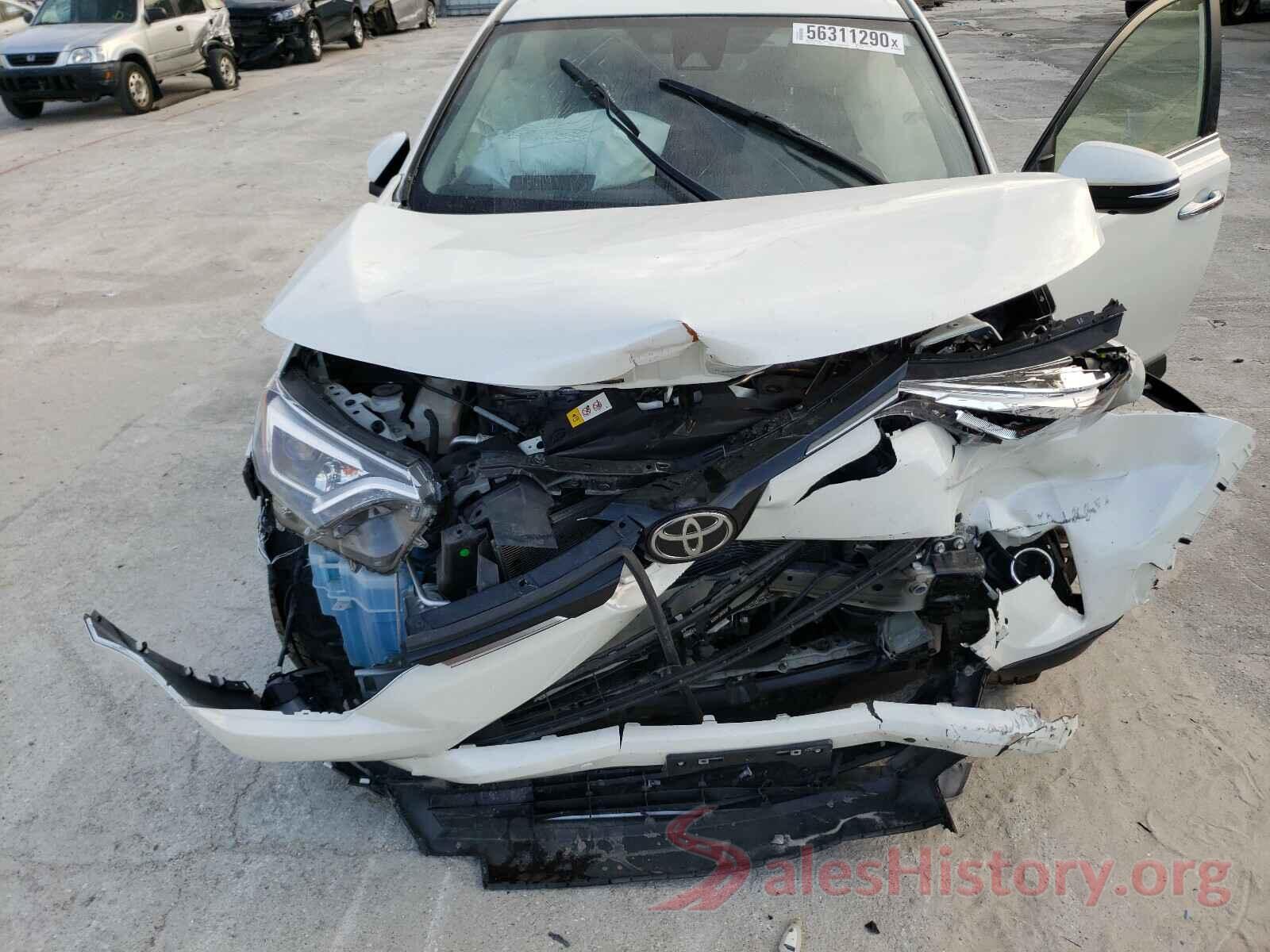 JTMDFREV5HJ711224 2017 TOYOTA RAV4