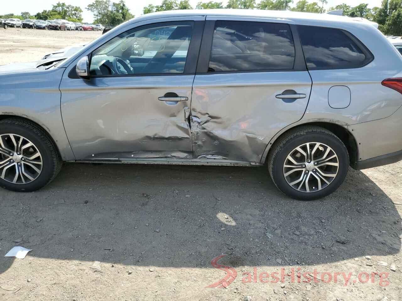 JA4AD3A38JZ017428 2018 MITSUBISHI OUTLANDER