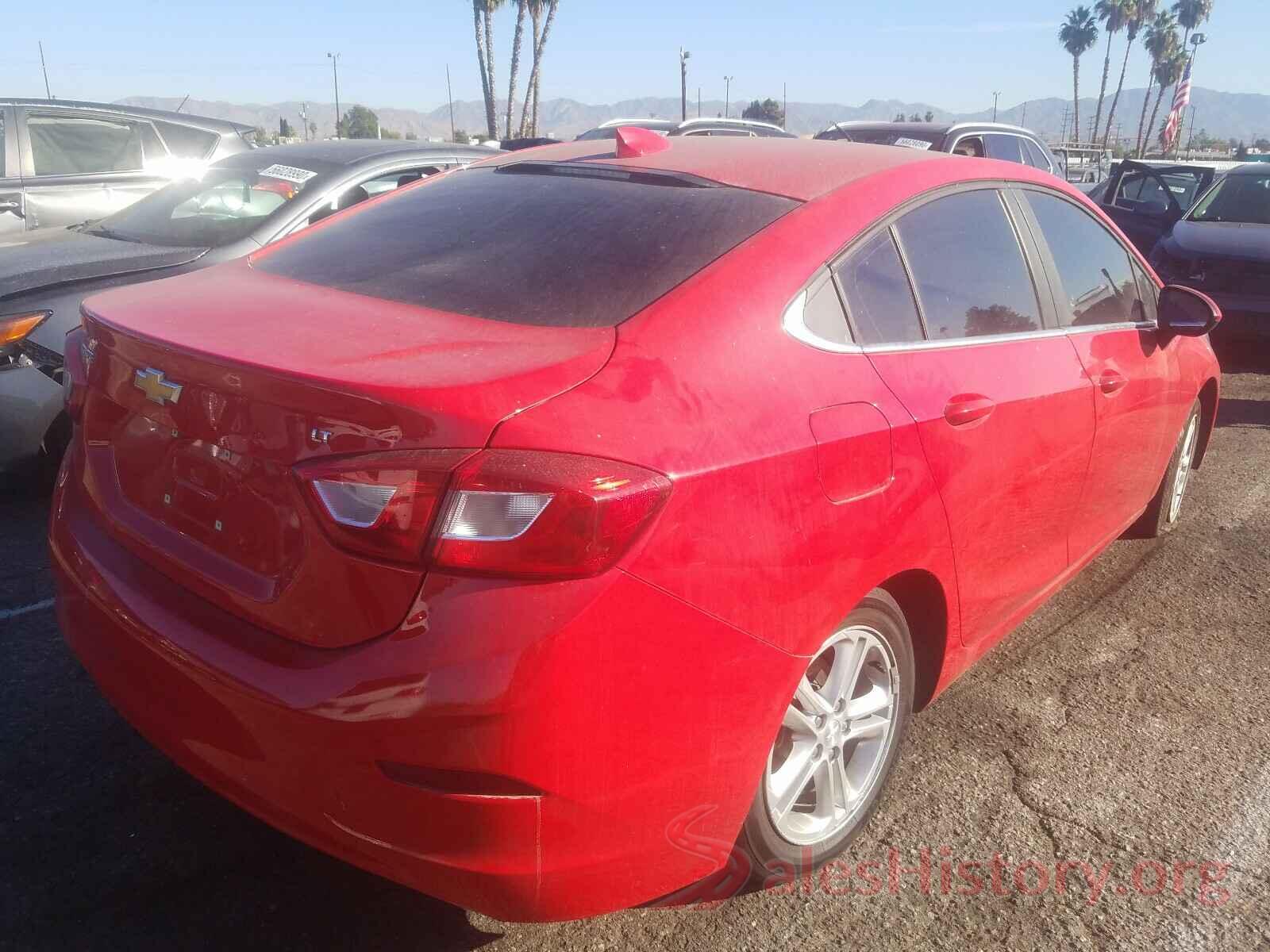 1G1BE5SM4J7165333 2018 CHEVROLET CRUZE