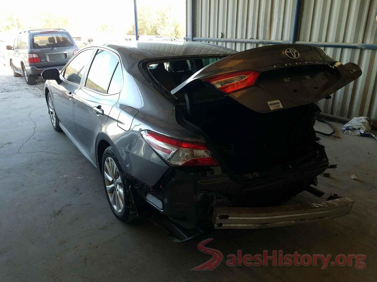 4T1B11HK7JU025761 2018 TOYOTA CAMRY