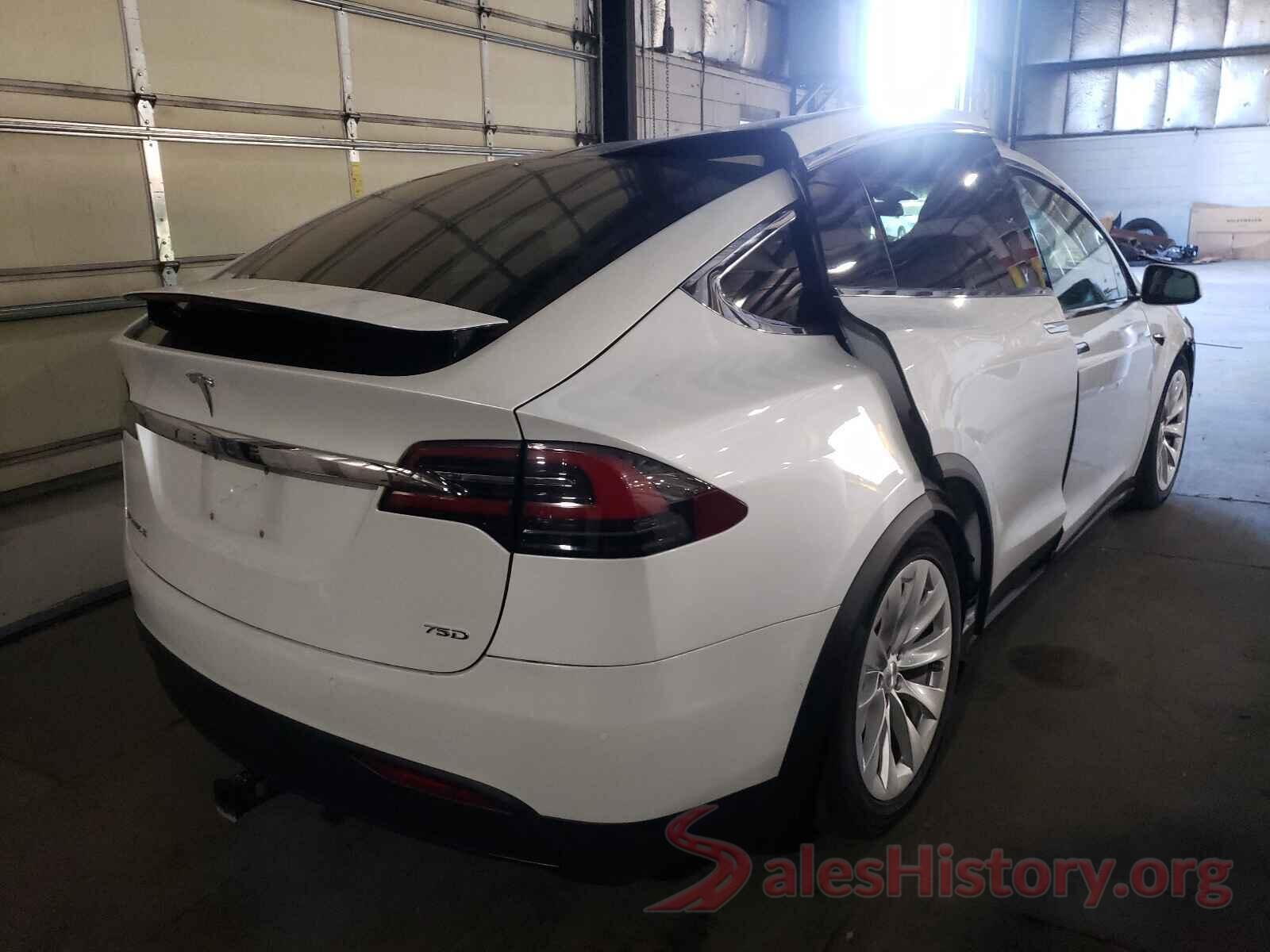 5YJXCDE24HF052008 2017 TESLA MODEL X