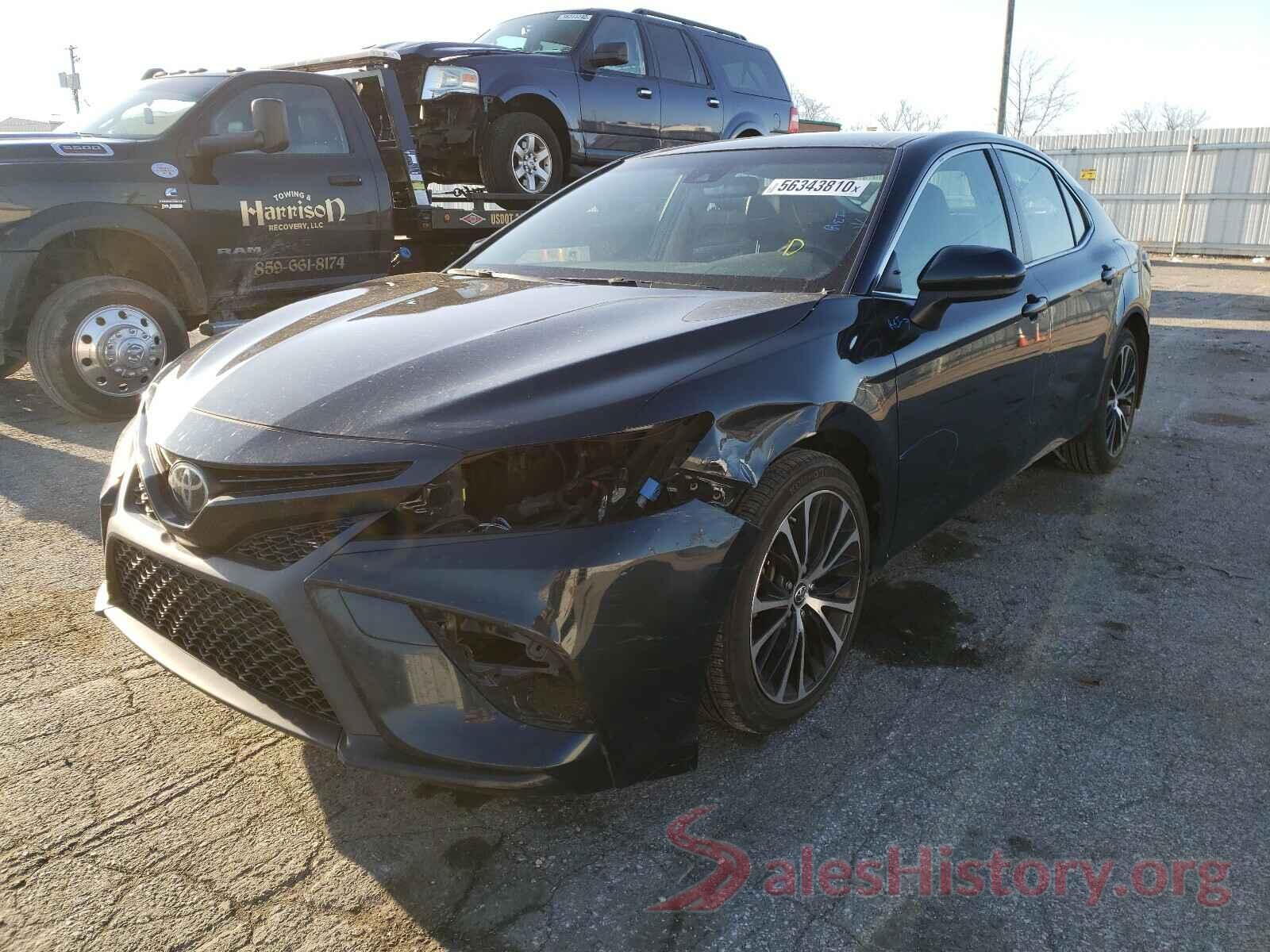 JTNB11HK0J3028281 2018 TOYOTA CAMRY