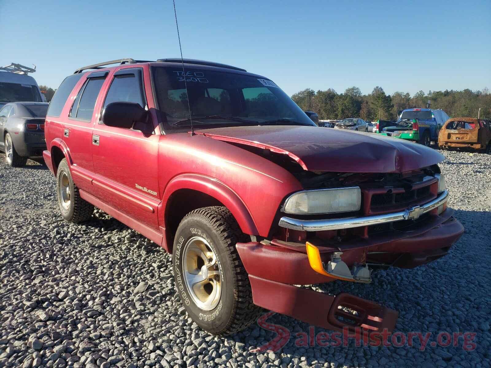 1GNCS13W5Y2233070 2000 CHEVROLET BLAZER