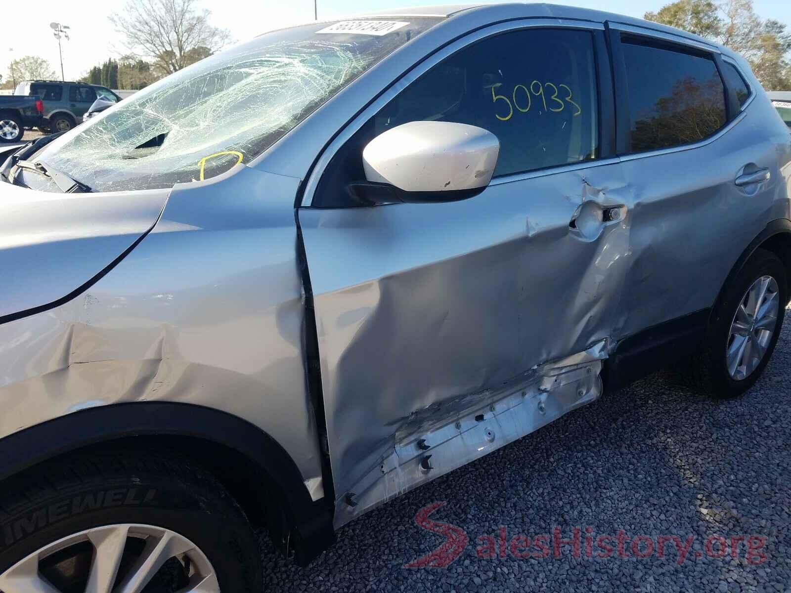 JN1BJ1CP6JW187766 2018 NISSAN ROGUE