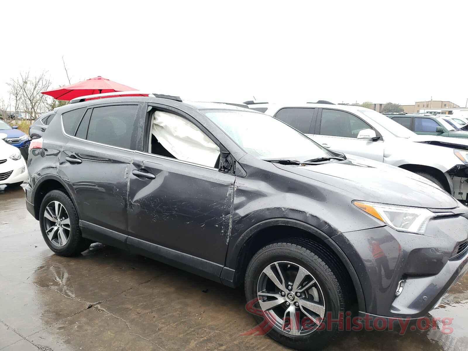 JTMRFREV7JJ733110 2018 TOYOTA RAV4