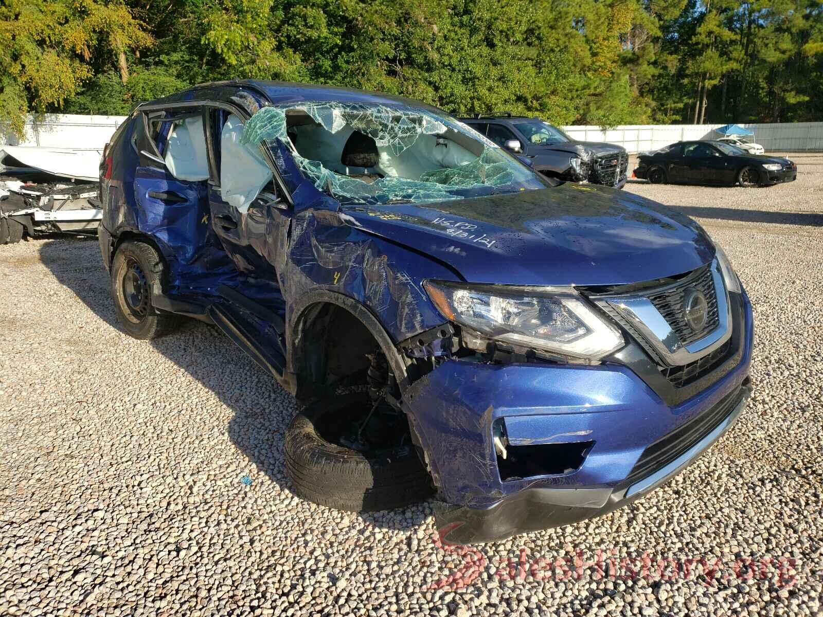 JN8AT2MT5JW463475 2018 NISSAN ROGUE