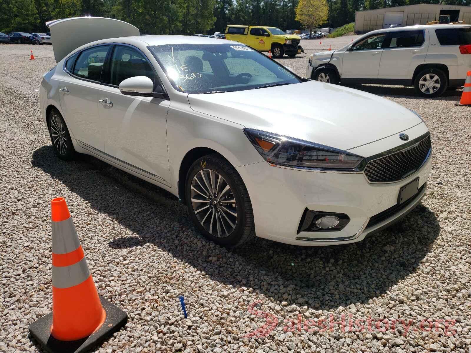 KNALB4J11J5127489 2018 KIA CADENZA