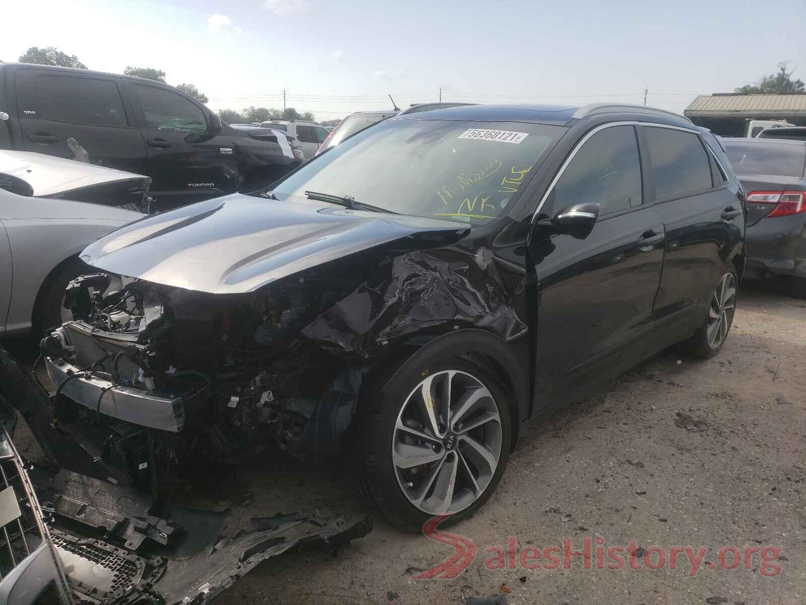 KNDCE3LC5J5117373 2018 KIA NIRO