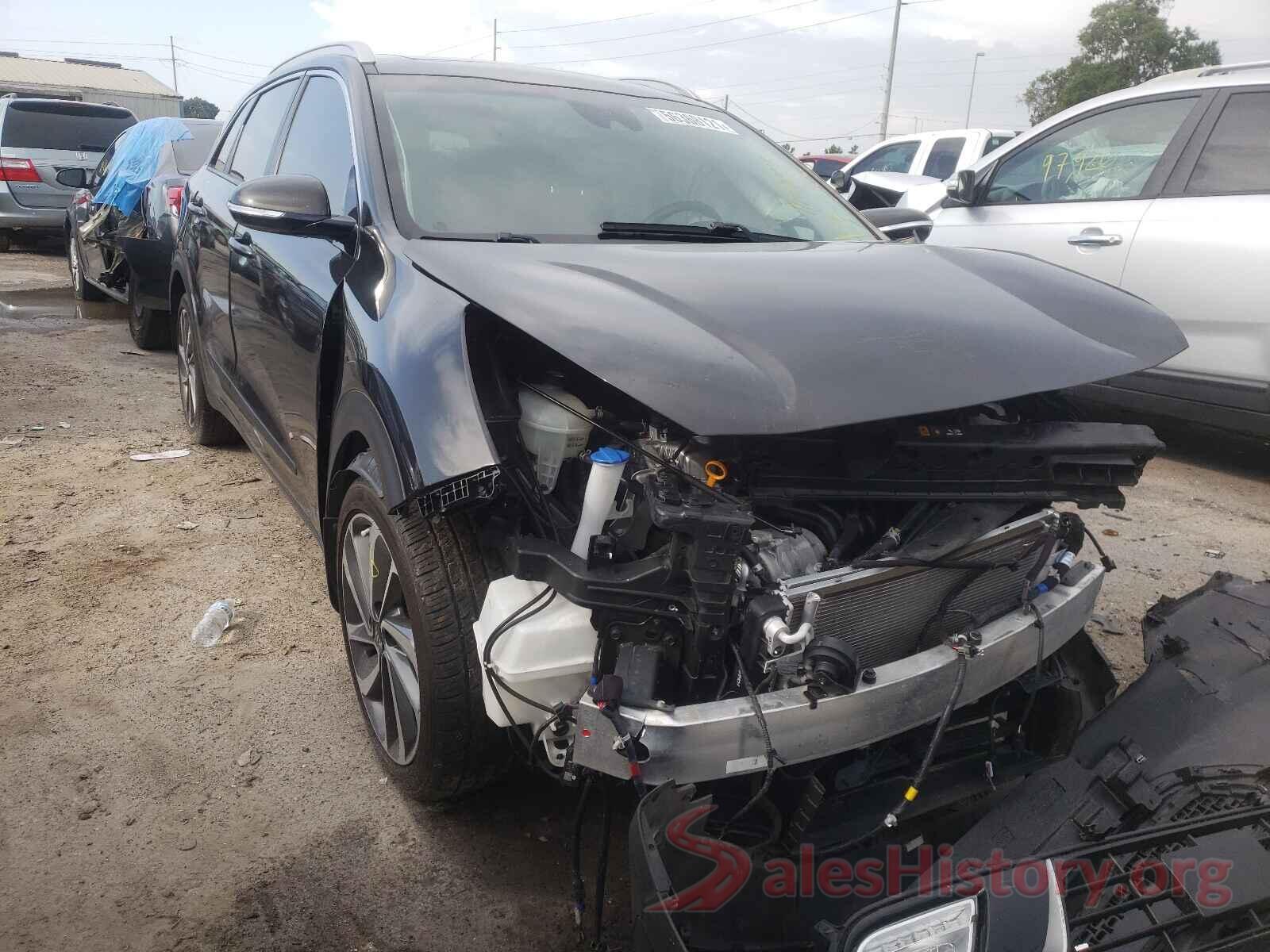 KNDCE3LC5J5117373 2018 KIA NIRO