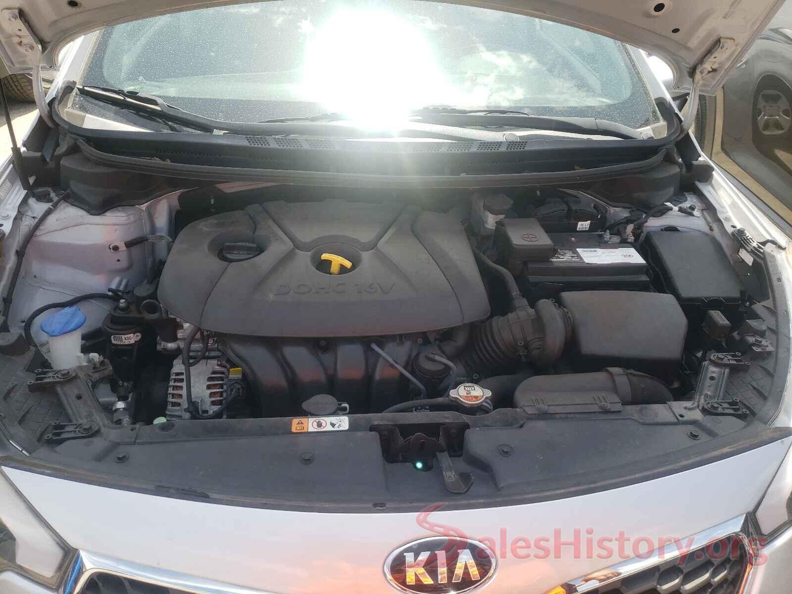 KNAFK4A6XG5533370 2016 KIA FORTE