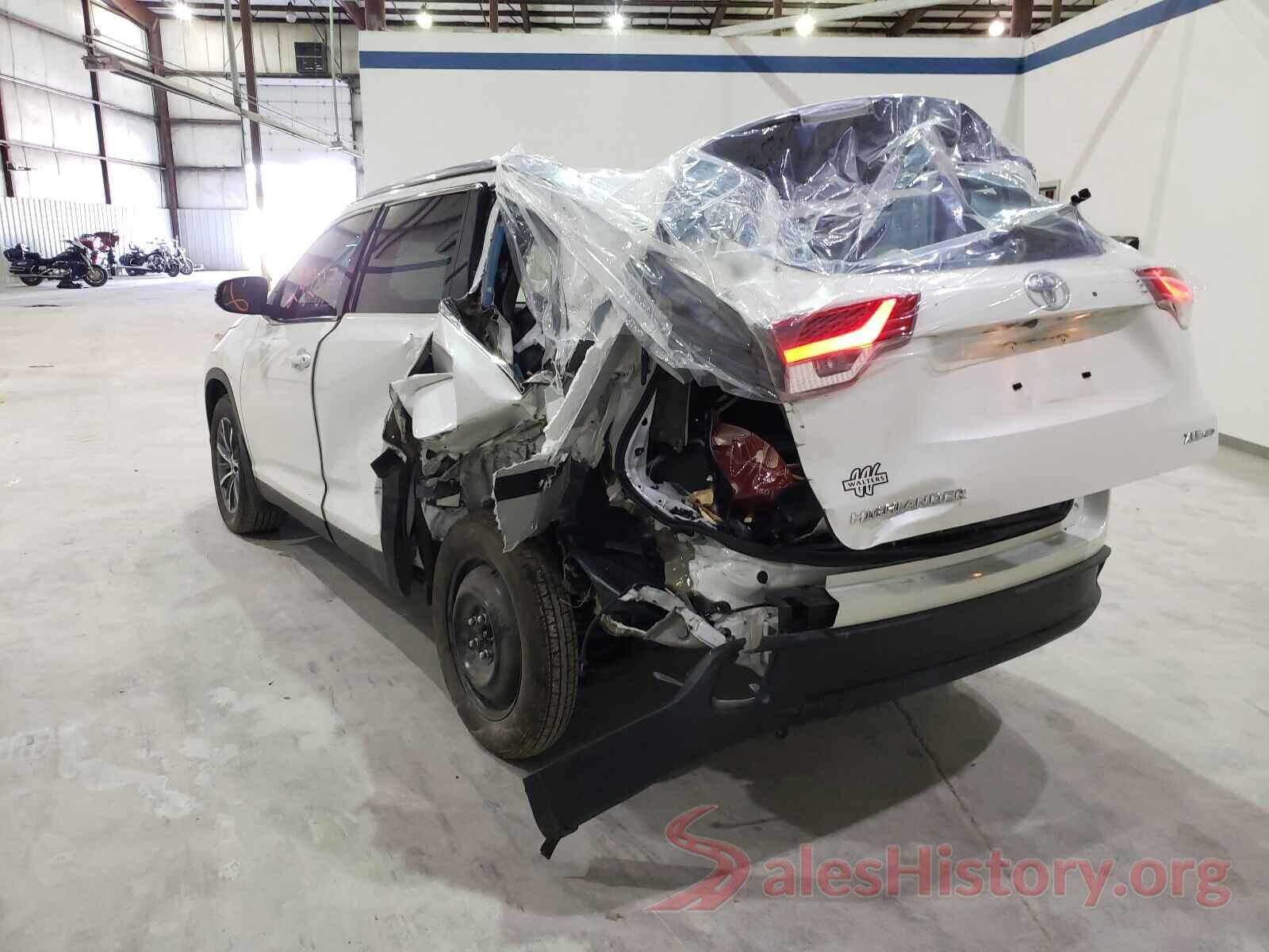 5TDJZRFH4KS591204 2019 TOYOTA HIGHLANDER