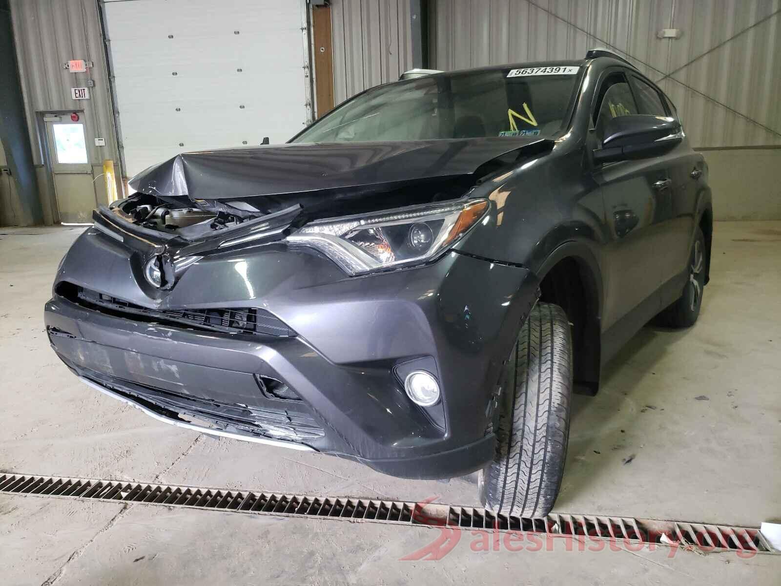 JTMRFREVXHJ122093 2017 TOYOTA RAV4