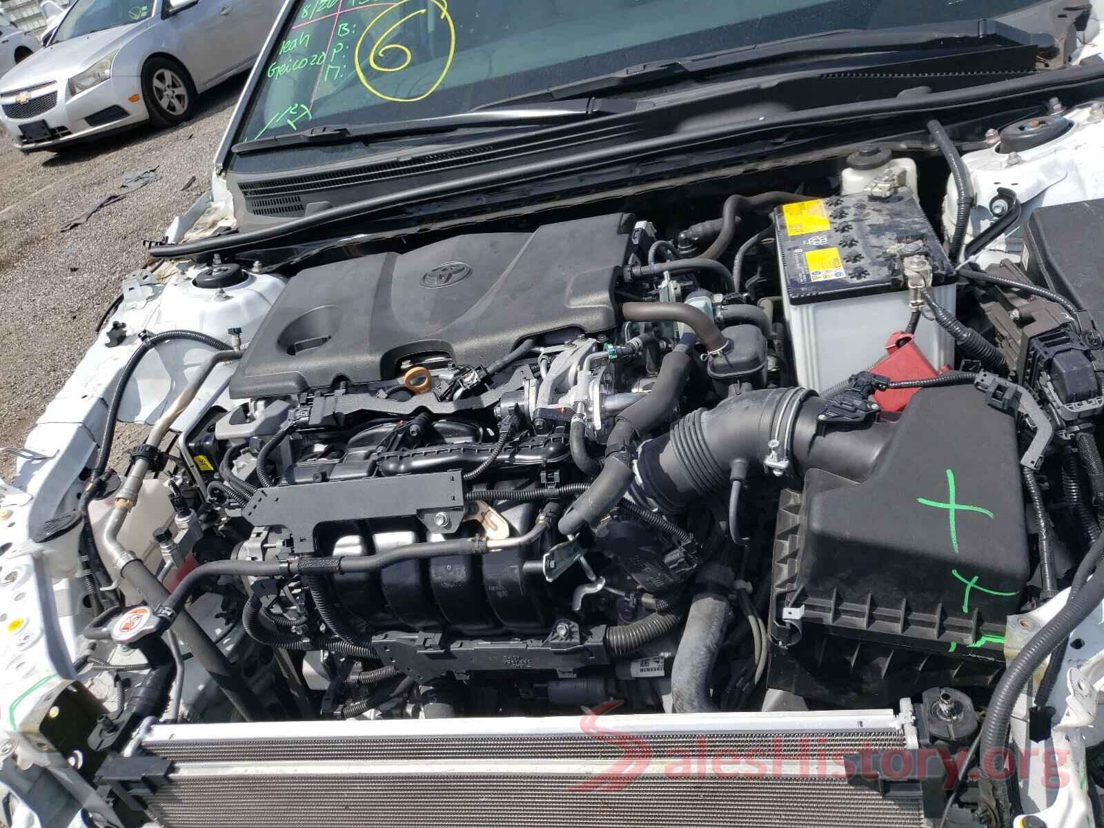 4T1B11HK6JU045032 2018 TOYOTA CAMRY