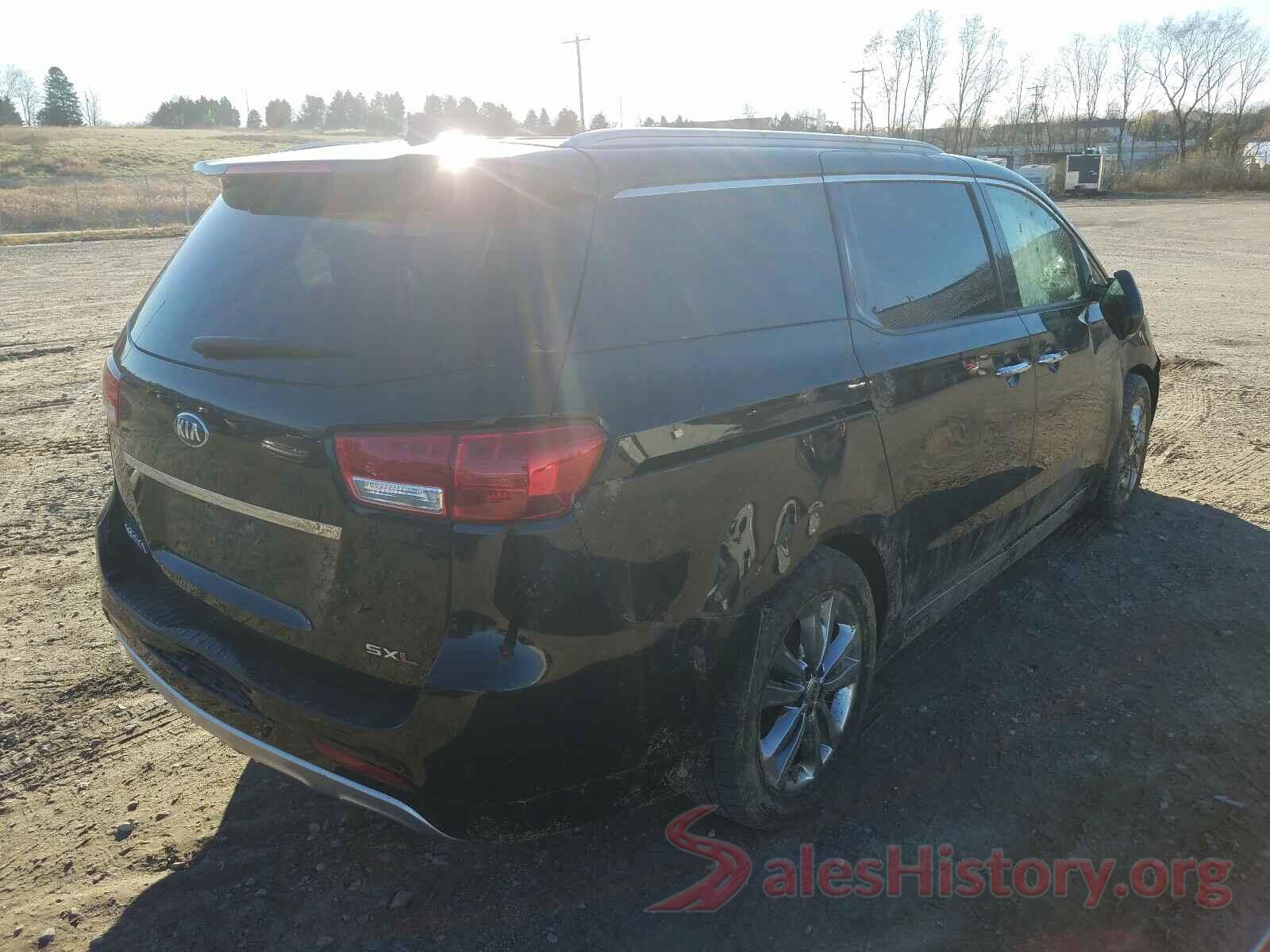 KNDME5C16J6402186 2018 KIA SEDONA