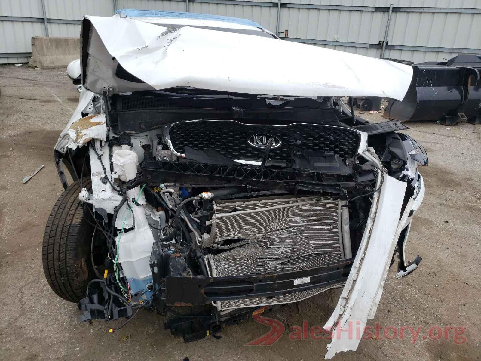 5XYPGDA3XGG148588 2016 KIA SORENTO