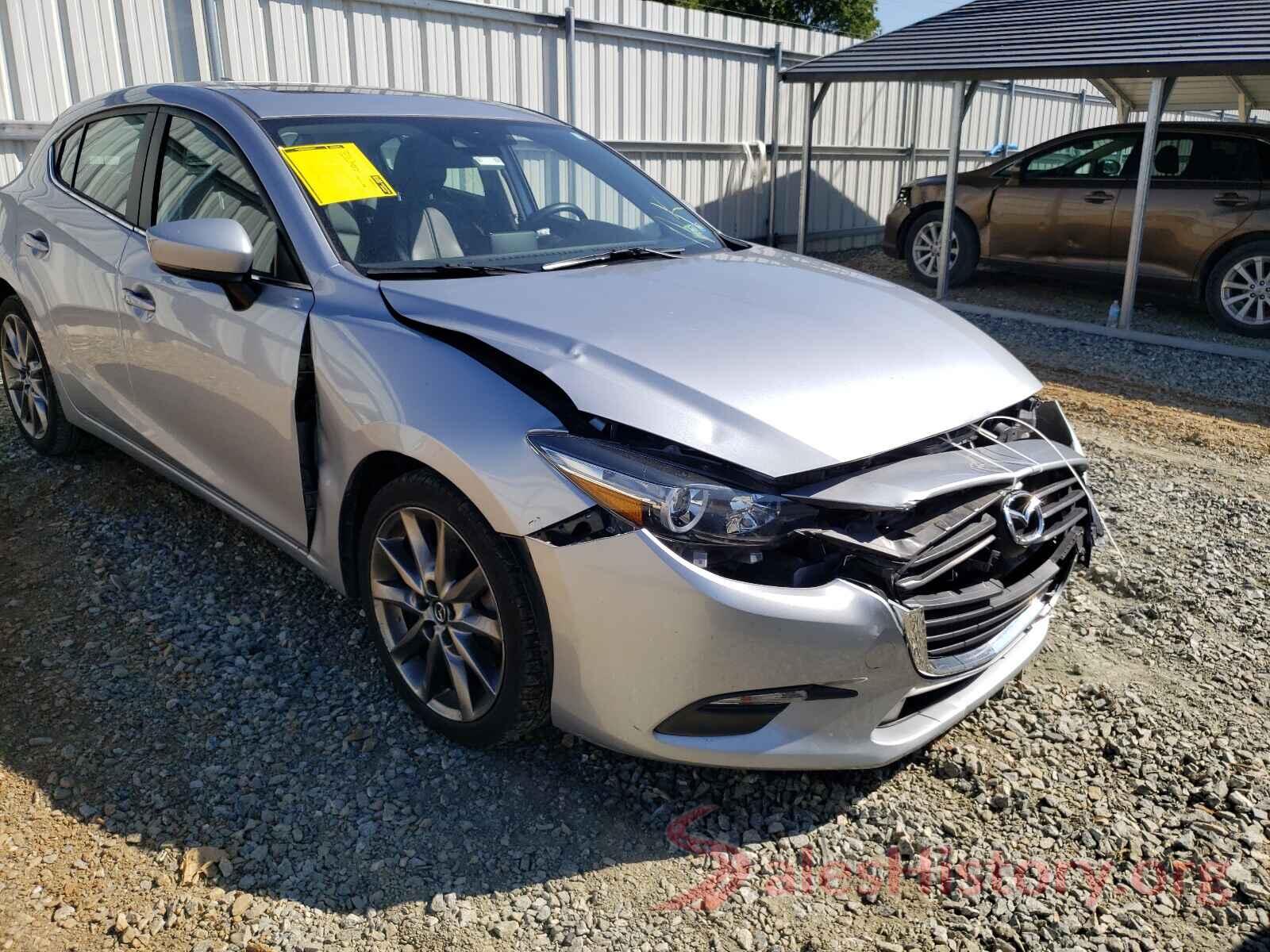 3MZBN1L32JM241947 2018 MAZDA 3