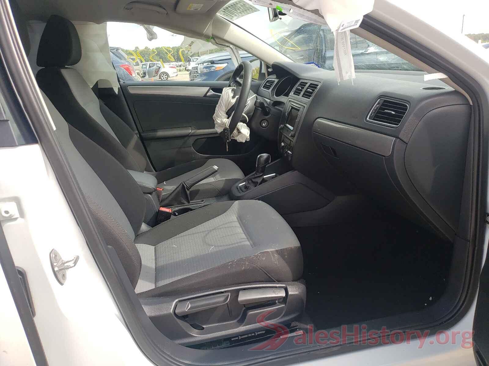 3VW2B7AJ2HM209281 2017 VOLKSWAGEN JETTA