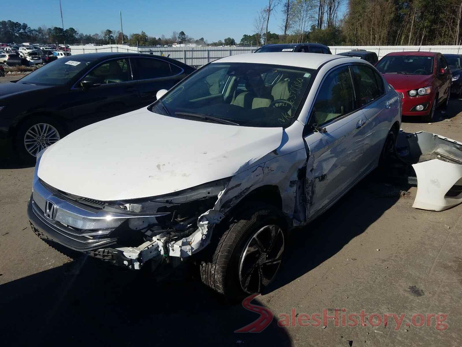 1HGCR2F40HA158354 2017 HONDA ACCORD