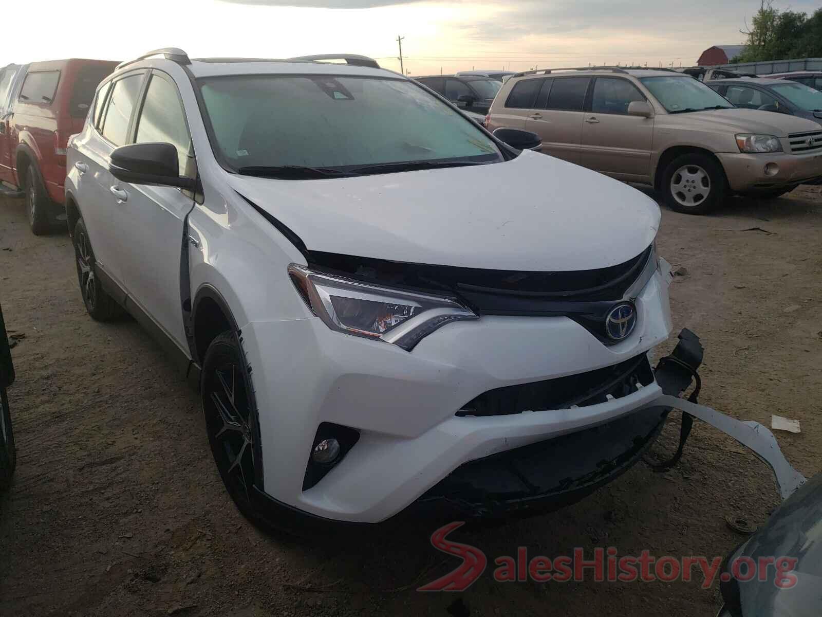 JTMJJREV9HD147495 2017 TOYOTA RAV4