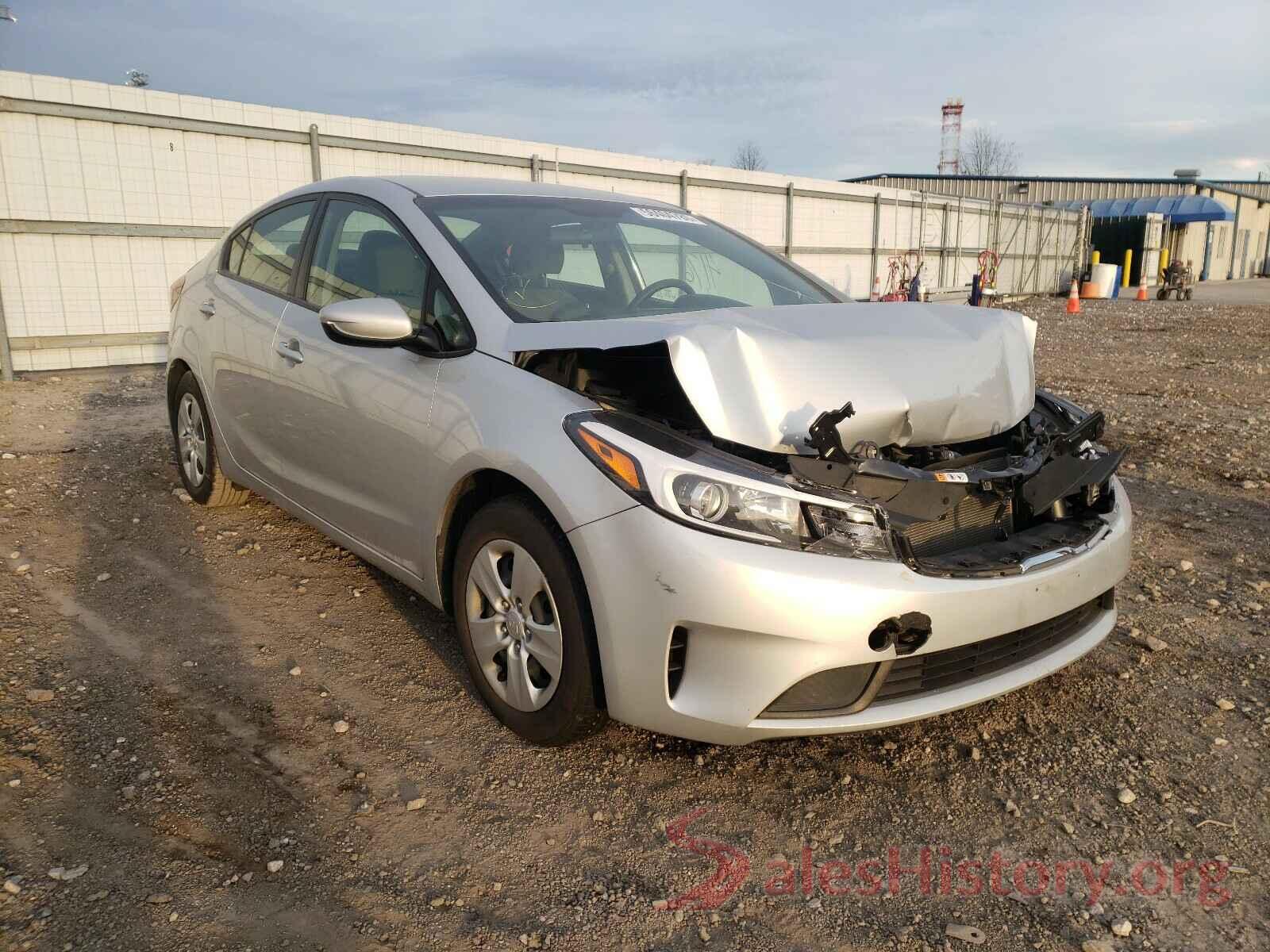 3KPFL4A70HE057273 2017 KIA FORTE