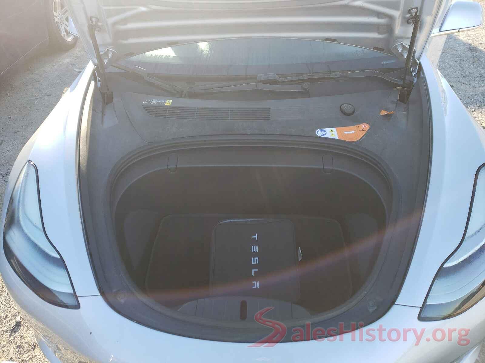 5YJ3E1EA0JF016577 2018 TESLA MODEL 3