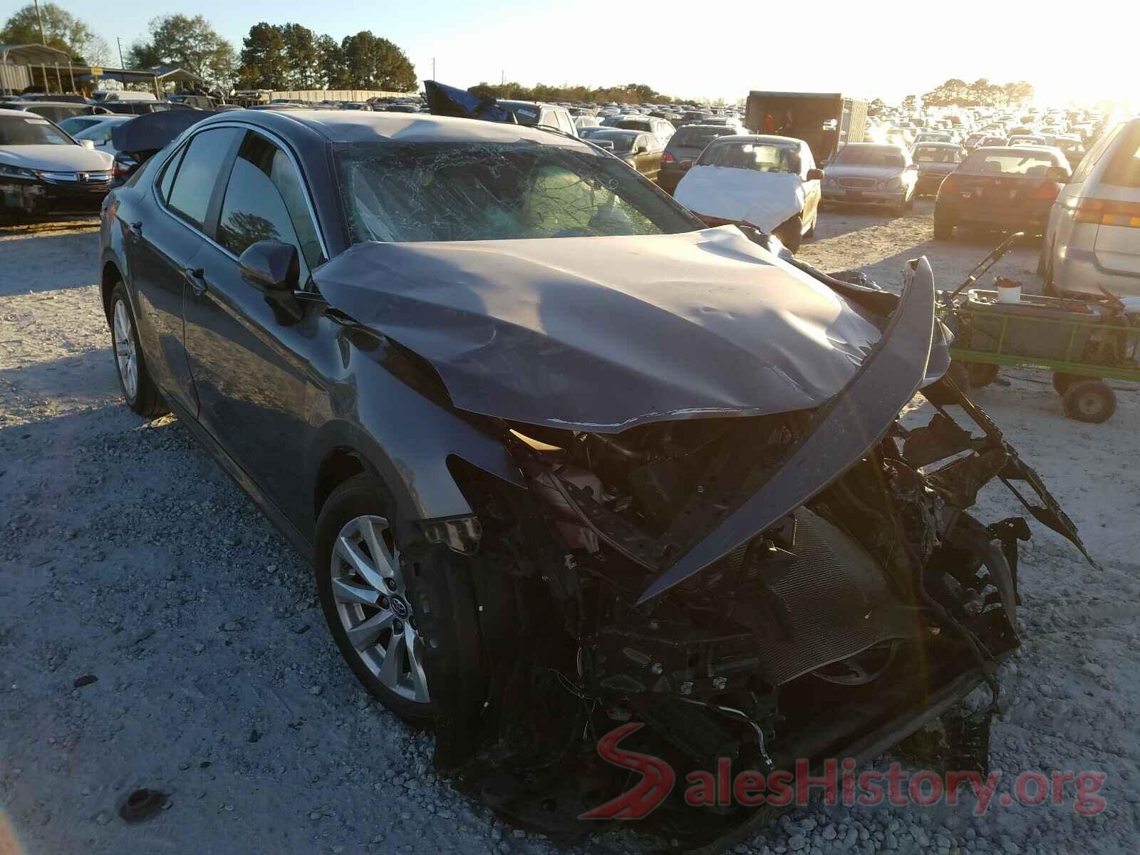 4T1B11HK7JU023766 2018 TOYOTA CAMRY