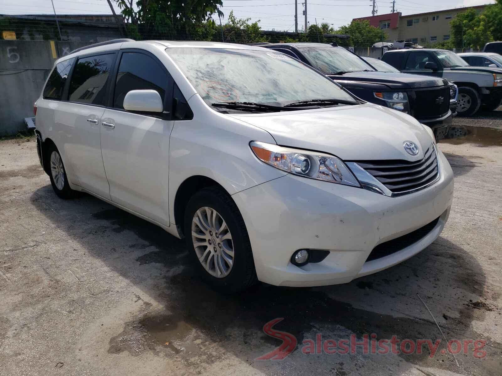 5TDYZ3DC7HS791084 2017 TOYOTA SIENNA