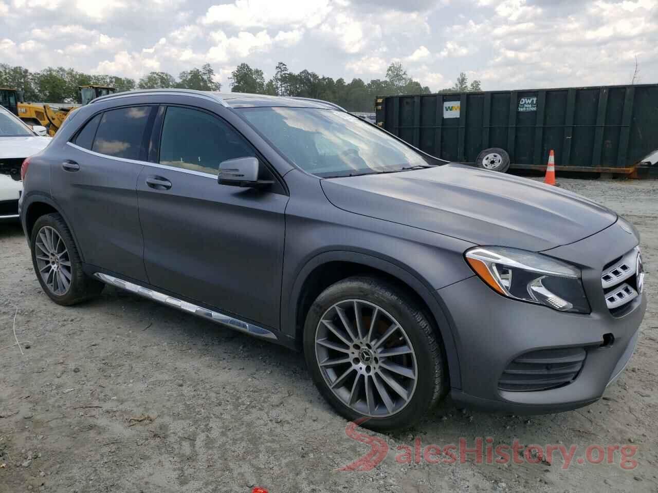 WDCTG4EBXJJ436998 2018 MERCEDES-BENZ GLA-CLASS