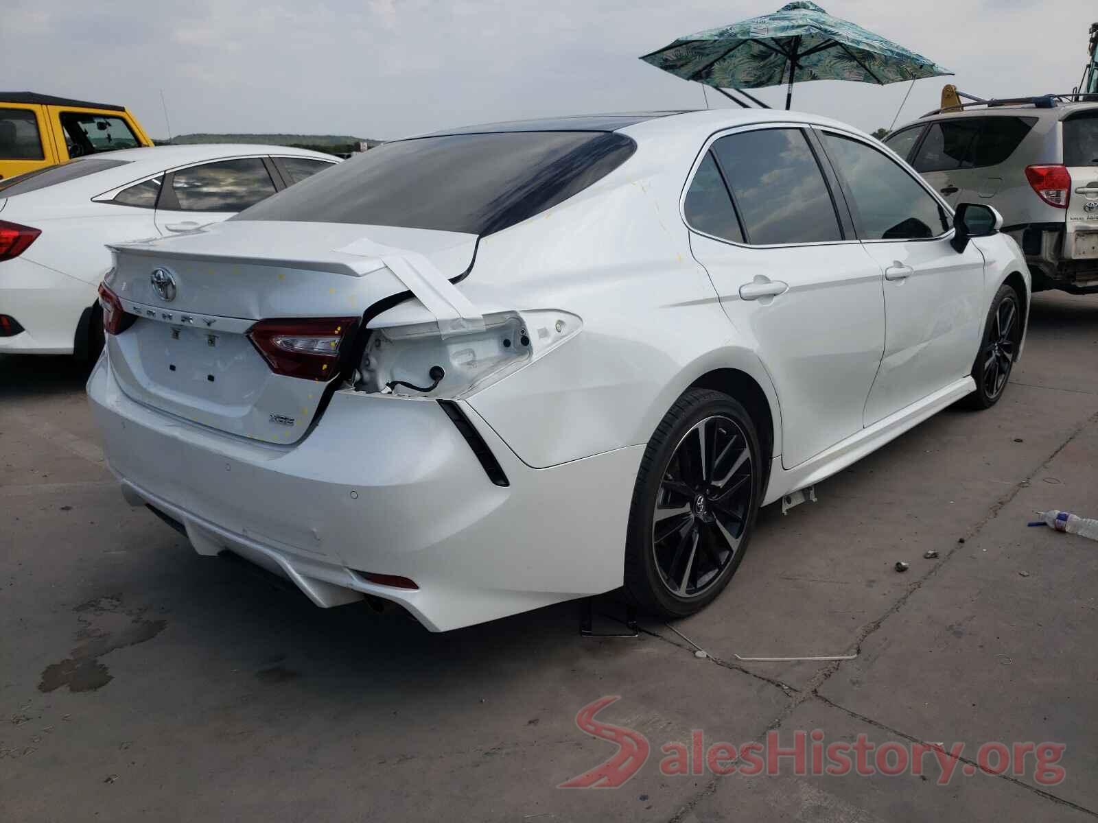 4T1B61HK0JU131826 2018 TOYOTA CAMRY