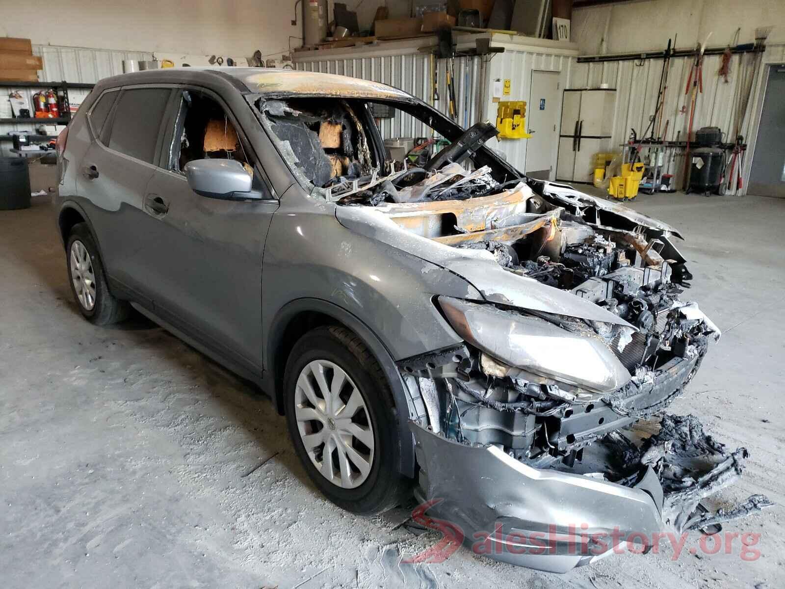 KNMAT2MT3JP554699 2018 NISSAN ROGUE