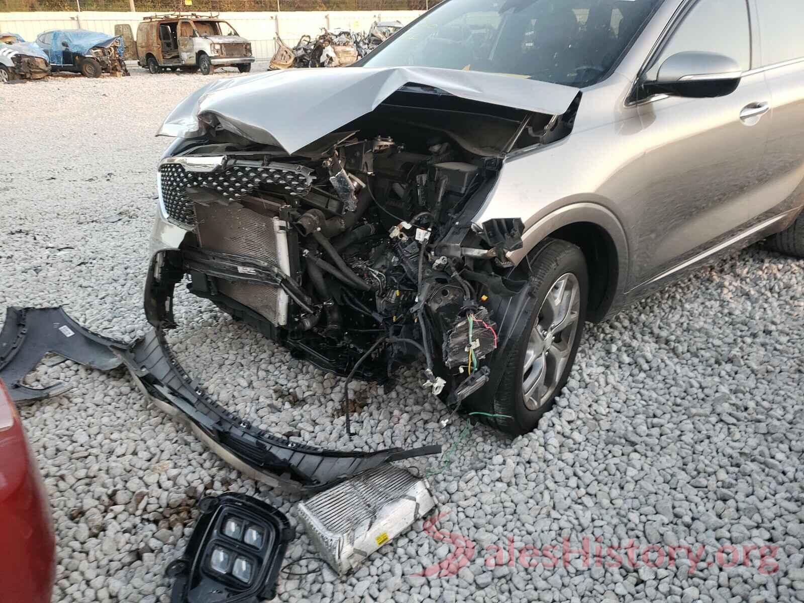 5XYPK4A12GG120832 2016 KIA SORENTO