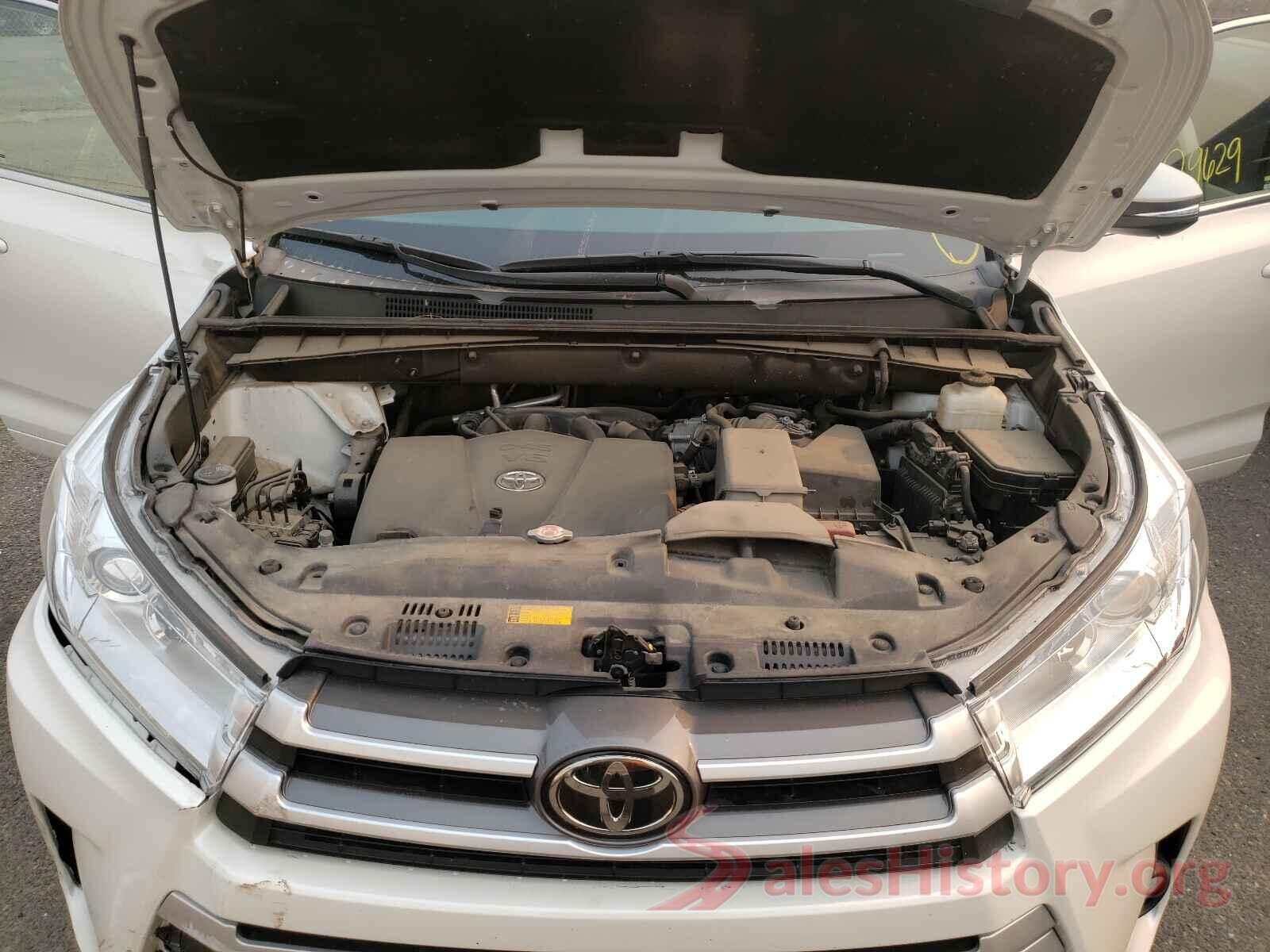 5TDJZRFH8JS531263 2018 TOYOTA HIGHLANDER