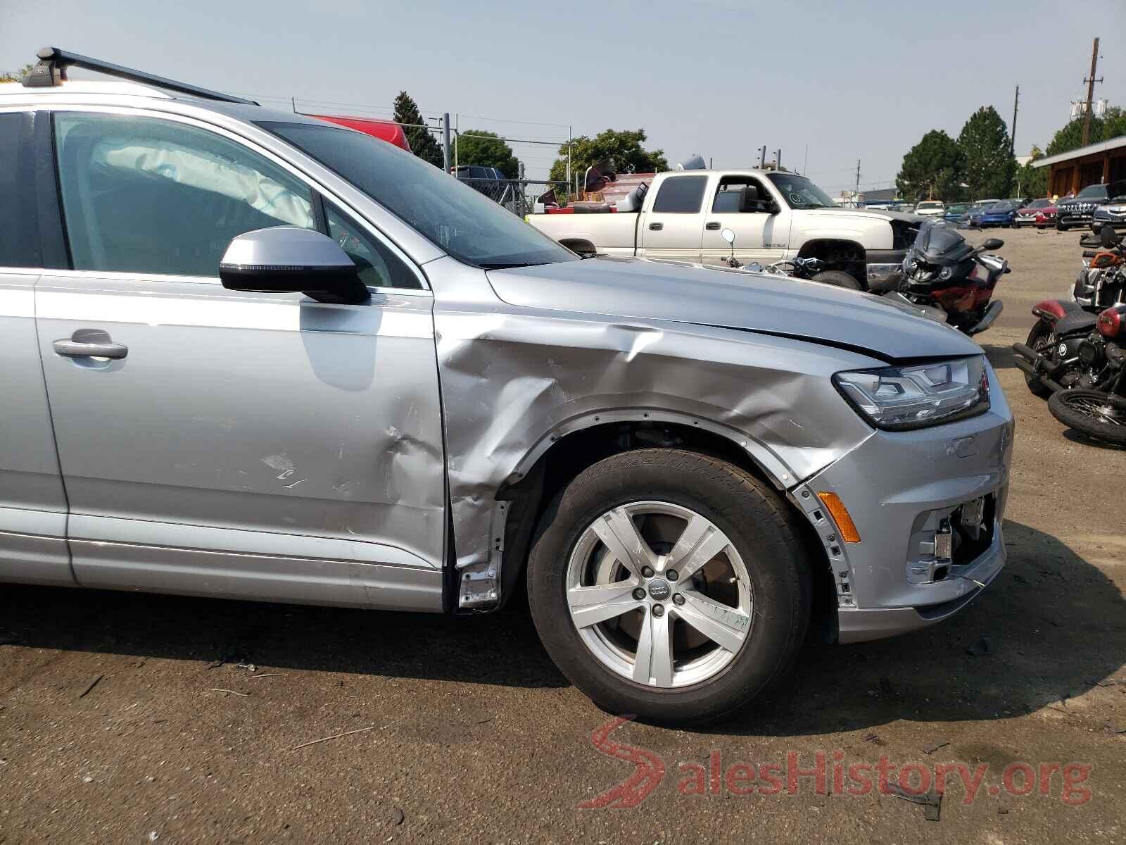 WA1LHAF76JD025697 2018 AUDI Q7