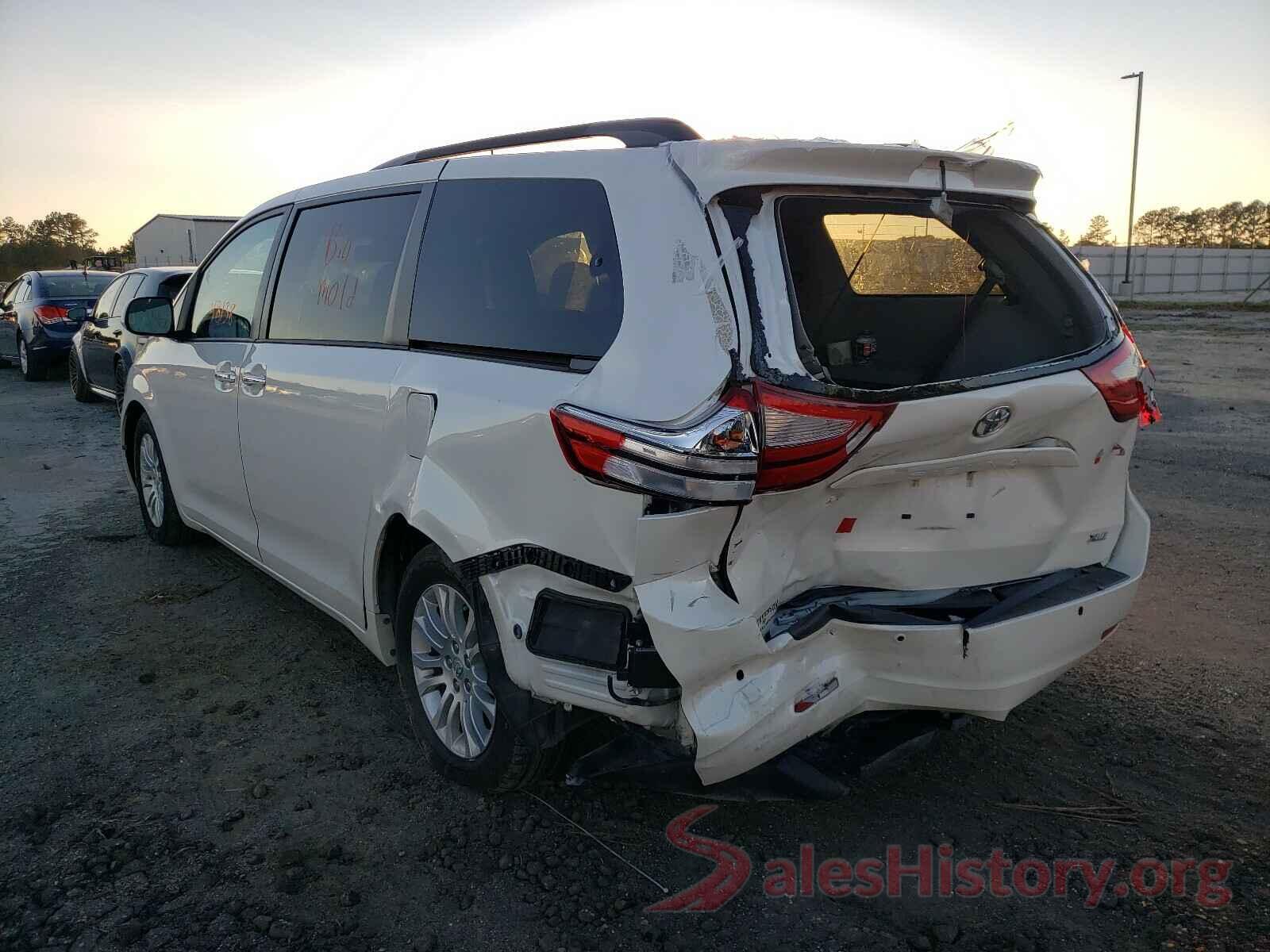 5TDYZ3DC2HS794698 2017 TOYOTA SIENNA